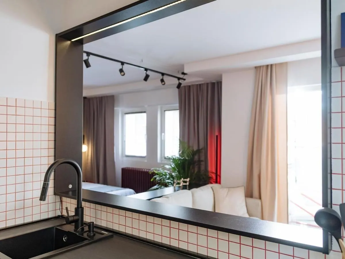 Charming Studio - Central Location Near Old Town Bucharest Romania